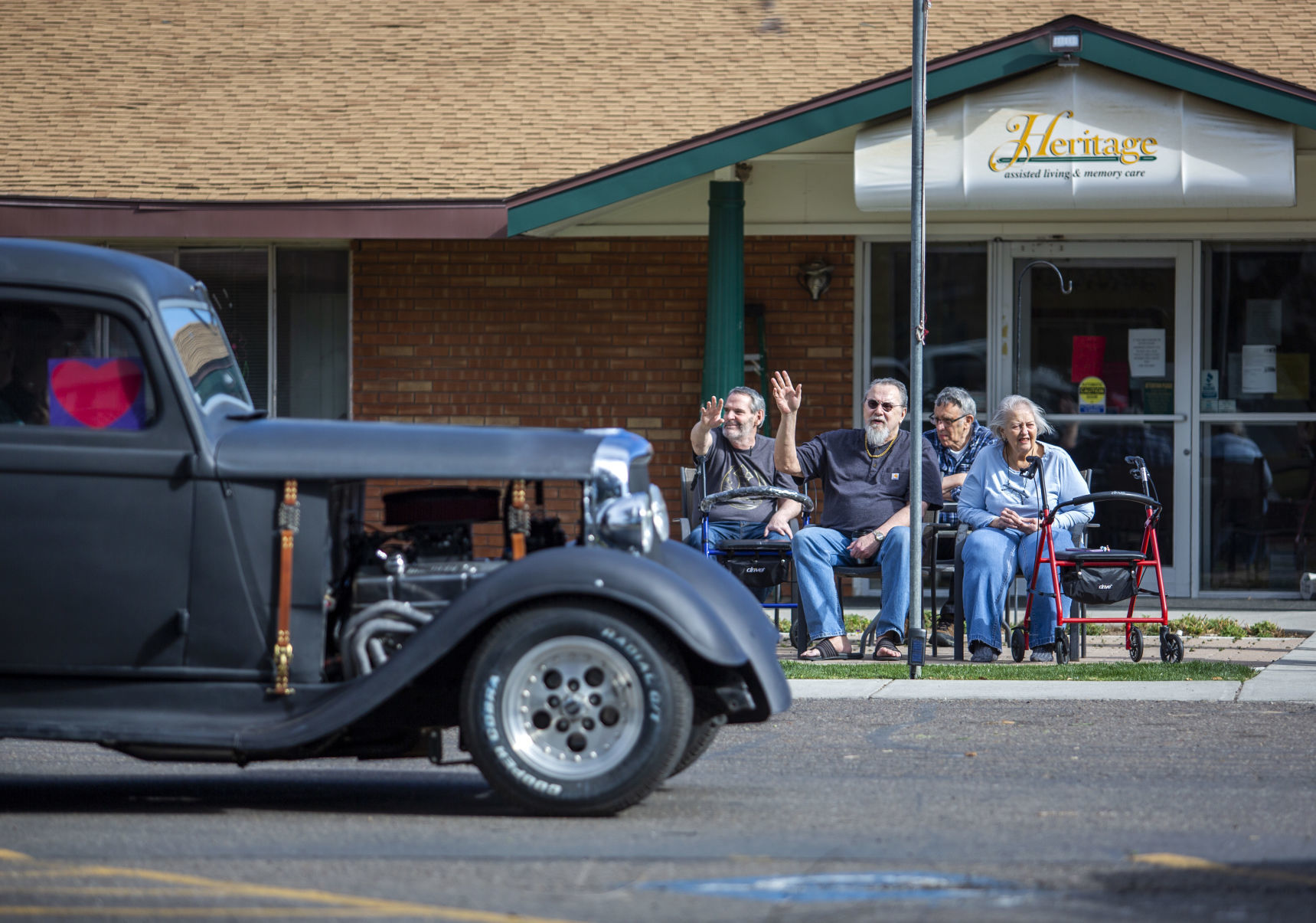 Twin Falls Classic Cruise By brings cheer to care facilities